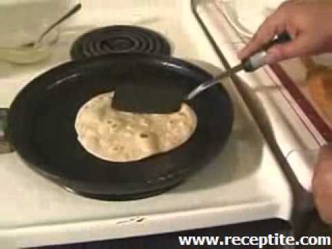Видео: Индийски плосък хляб "Роти"