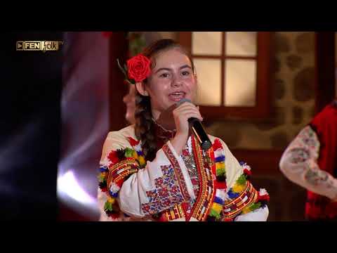 Видео: Виктория Хаджиева – Костадине сине, едничок на майка / Детски Пирин Фолк 2022