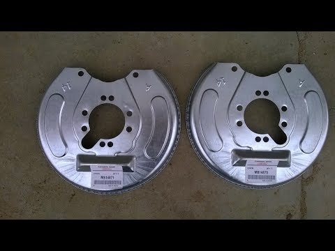 Видео: MITSUBISHI SPACE STAR, CARISMA. VOLVO S40, V40. Задние пылезащитные кожуха тормозов. Сделай сам.
