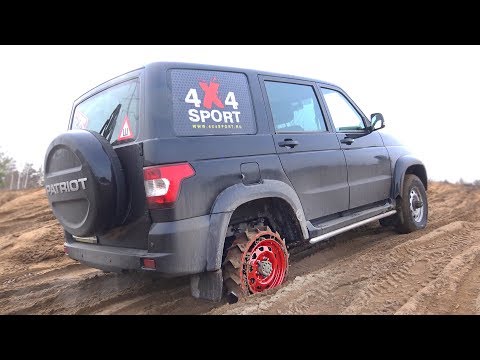 Видео: УАЗ Патриот на лютых железных колёсах от мотоблока. Безумный эксперимент на бездорожье.