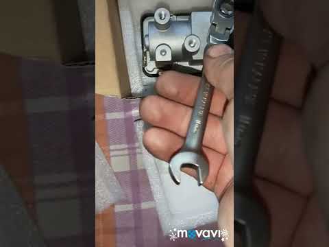 Видео: МЛ 164 OM 642 Замена сервопривода турбины.               Ml w164 OM642 Turbine servo replacement.