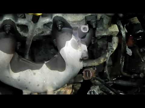 Видео: Nissan Premiera двс QG18DD  (прямой впрыск) замена прокладки гбц , разборка .