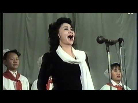 Видео: "Тагтаа" ая.ТШ, УГЗ Д.Бадарч  дуучин АЖ Ч.Мөнхшүр, Улаан бүч чуулга 1992.05.01.