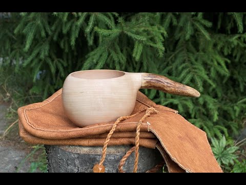 Видео: Carving a kuksa from birch greenwood / Изготовление куксы из сырой березы