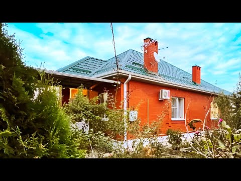 Видео: Просторный дом на шикарном участке с садом и банькой!
