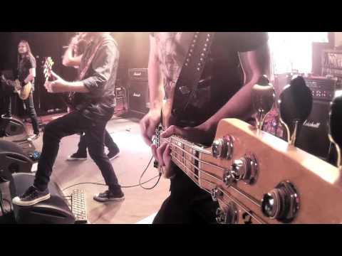 Видео: Гран-КуражЪ - Снова вверх [Official Music Video]