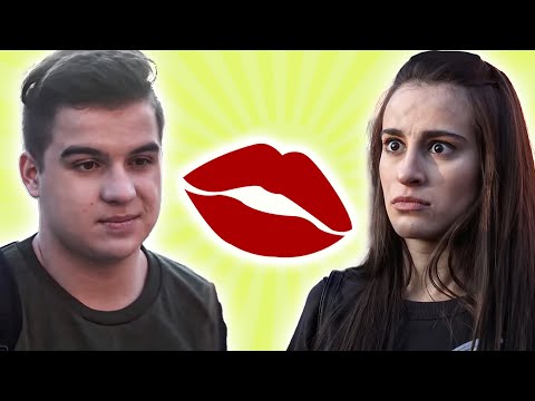 Видео: ПЪРВАТА МИ ЦЕЛУВКА
