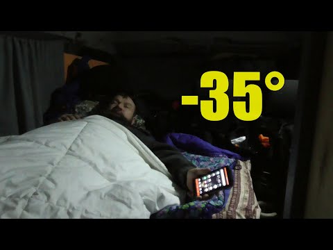 Видео: -35° !!! Ночь в Соболе 4х4 с китайской автономкой!