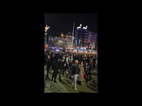 Видео: Шествие срещу бежанците в София