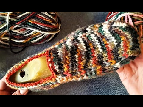 Видео: Следки для мужчины двумя спицами без швов