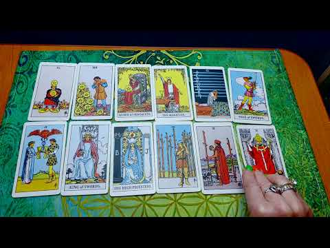 Видео: КАК МОЖНО БЕСЕДОВАТЬ С КАРТАМИ?