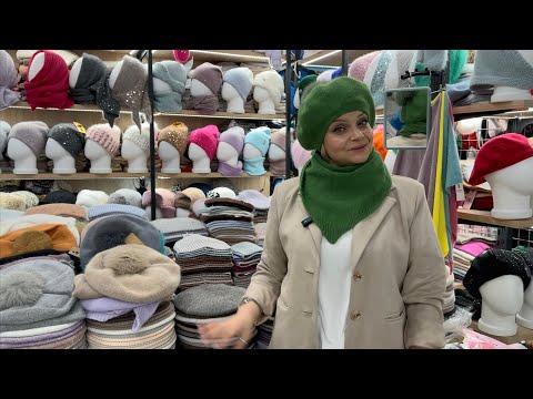 Видео: НОВИНКИ ЗИМЫ 25-26❄️ Зимние женские шапки. Теплые береты. Шарфы и Варежки #модно #садовод