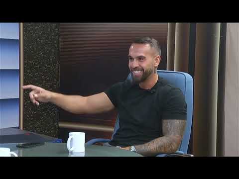 Видео: Стефан Лазаров му одржа лекција на Јанко за живот , медиуми и лепота. Јанко се расплака.