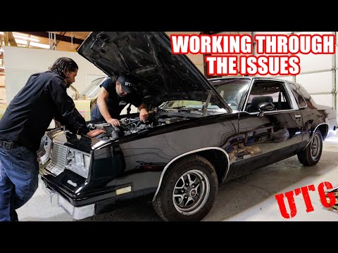 Видео: Поиск утечек вакуума на карбюраторном Oldsmobile