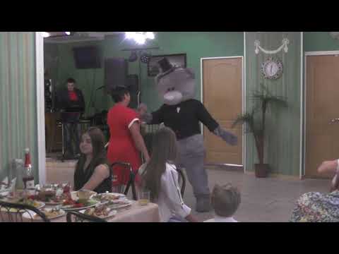 Видео: Ростовая Кукла Мишка Тедди Поздравление с юбилеем!