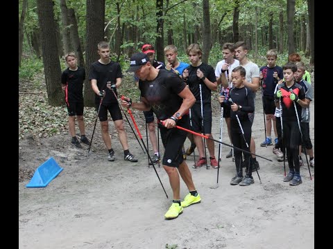 Видео: Летняя подготовка лыжника. Тренировка с Александром Легковым и Алексеем Петуховым