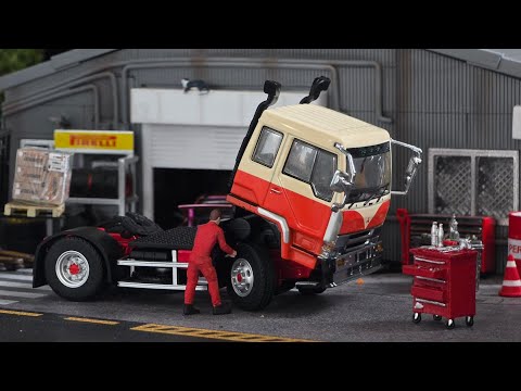Видео: Mitsubishi Fuso, масштаб 1/64. Литая модель грузовика, модель 1. Любая.