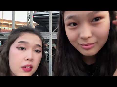 Видео: АЛҒАШҚЫ РЕТ КОНЦЕРТКЕ БАРДЫҚ😍🎤 | 5 САҒАТ КОНЦЕРТТЕ БОЛАМЫЗ | #влогказакша