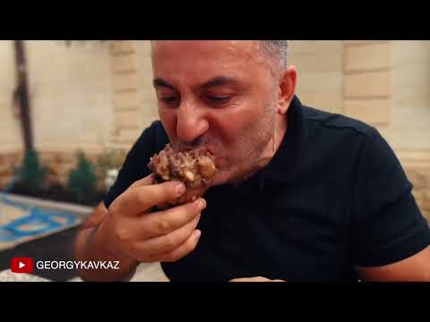 Видео: СУП ИЗ БЫЧЬИХ ХВОСТОВ. "ХАРЧО с ВИНОМ".