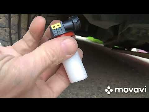 Видео: Замена лампочки на правой противотуманке/Nissan x-trail т31