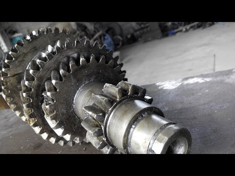 Видео: Как снять промежуточный вал КПП ГАЗ 53