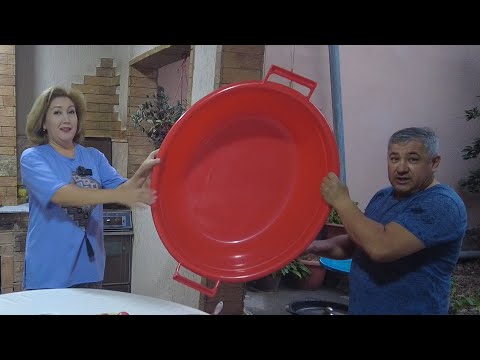 Видео: МЫ😃 СПУСТИЛИСЬ С ГОР! ЗАЧЕМ ЕЙ🤷‍♀️ ЭТОТ ТАЗ? 🍗КУРИЦА с 🥔КАРТОШКОЙ быстрый УЖИН.