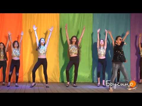 Видео: Пародии на эстрадных исполнителей "Точь в точь"