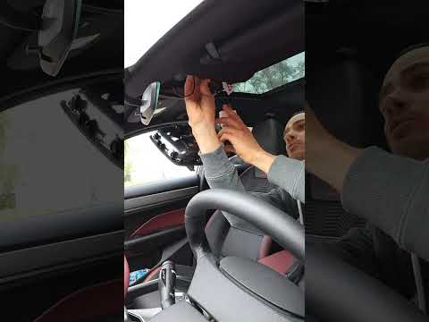 Видео: Belgee X50. Подключение видеорегистратора через плафон освещения.