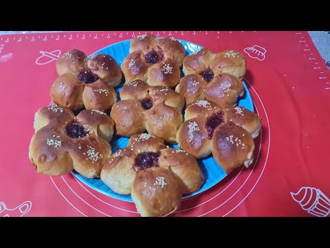 Видео: Yumshoq, shirin va chiroyli – bu bulochkalar sizni hayratda qoldiradi! Булочки "Цветы счастья"