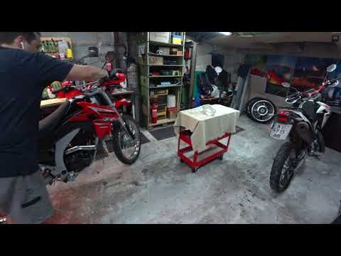 Видео: LONCIN LX250GY-3 SX2 обслуживание Part 2