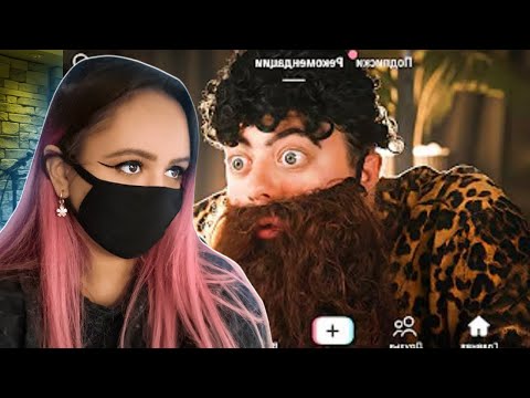 Видео: Джунтелла смотрит: ПАРОДИЯ на ТИК ТОК 2 (все тиктокеры и все форматы)