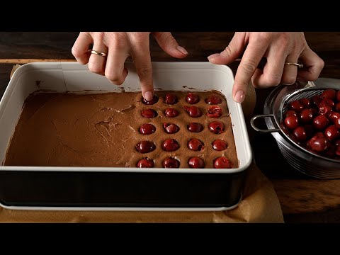 Видео: Лучший рождественский пирог из Альп: рецепт для всей семьи