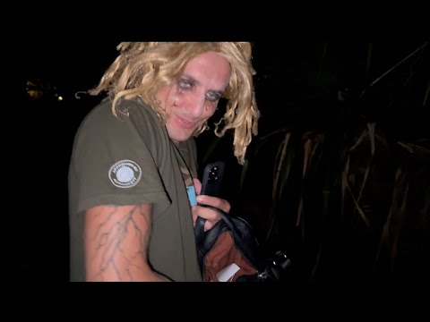 Видео: Бухая Маринка идёт домой