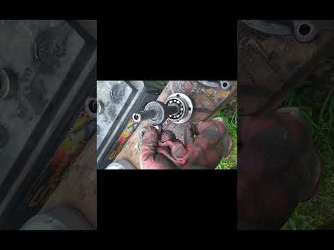 Видео: Внеплановый ремо́нт помпы ЗИЛ 130, по бомж-пакету! За ноль рублей!🔥💪😁