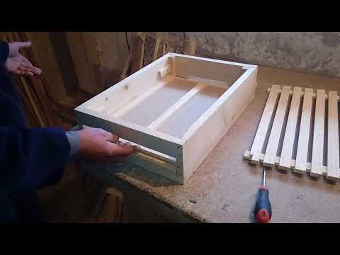 Видео: Дно вулика .Універсальне ч.1