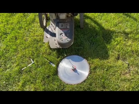 Видео: Установка лезвия триммера-газонокосилки DR Walk-Behind Beaver | Усадьба с ремнём Galloway