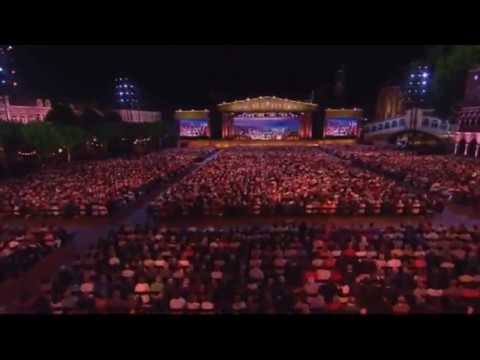 Видео: "Ніч яка місячна" в исполнении солистки оркестраAndre Rieu, Анна Reker. Концерт Любовь в Venice1