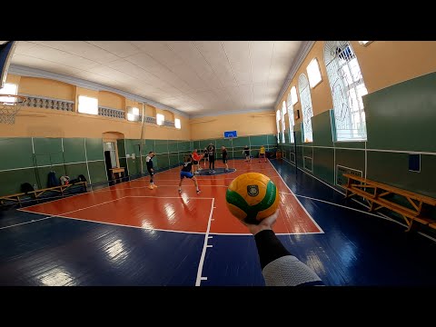 Видео: 🏐 Волейбол от первого лица | VOLLEYBALL FIRST PERSON | Best Acrobatic Volleyball Saves | 129 episode