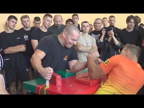 Видео: Армрестлинг Беларусь. Кубок Минска лучшие схватки турнира!