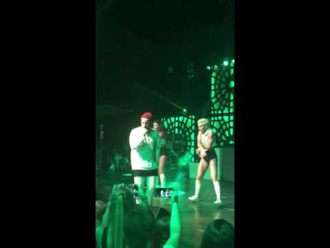 Видео: Monatik-Выходной (live) Как же я давно эту ночь ждал new Дантес Позитив Дорофеева Тищенко СМОТРЕТЬ!