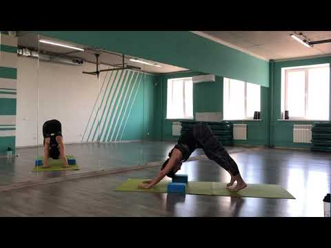 Видео: Power Yoga с Альфией Ивановой