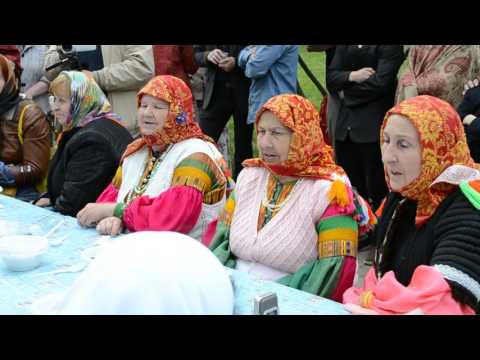 Видео: 15.05.16. Казаки-некрасовцы на Рогожке. "Ой, вы, цыгане"