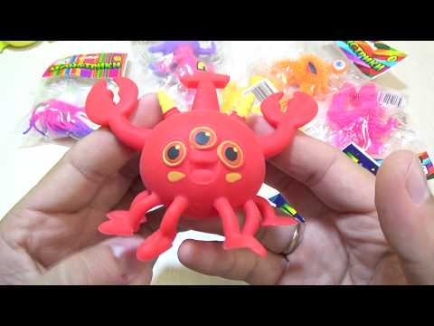 Видео: НОВЫЕ игрушки МОНСТРИКИ 8 шт тянучки РАСПАКОВКА | видео  NEW toys MONSTERS gummies UNBOXING
