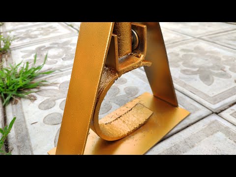 Видео: Как вытащить кол из земли??? Есть инструмент!!!
