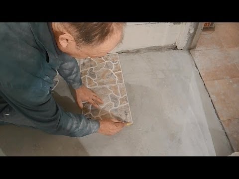 Видео: Откуда начинать УКЛАДКУ ПЛИТКИ на ПОЛУ