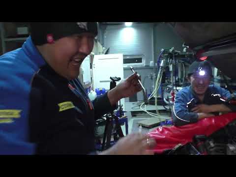 Видео: Замена маслосъемных колпачков Toyota 2TR-FE Подробненько