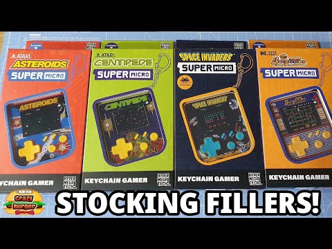 Видео: Супер микробрелок для ключей Gamer - Астероиды, Сороконожка, Космические захватчики и Время бурге...