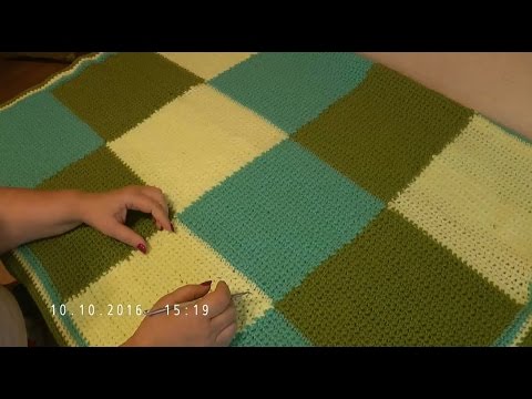 Видео: Плед из больших квадратов