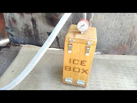 Видео: Как сделать сухой лёд для праздников, коктейлей или оформления блюд