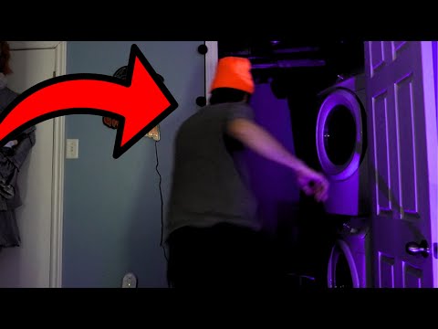 Видео: Эта ужасная игра так напугала меня, что мне пришлось пробежать три круга вокруг дома...